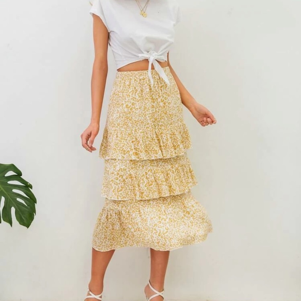 ruffled leopard skirt